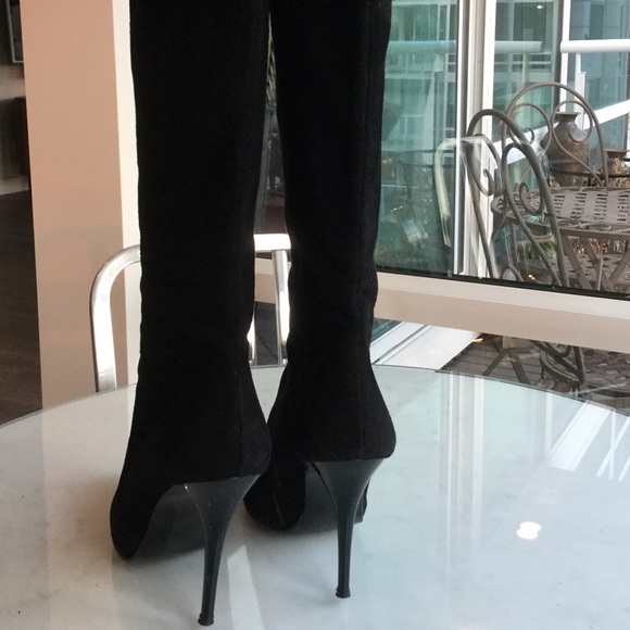 Stuart Weitzman black suede stiletto boots - Picture 2 of 8